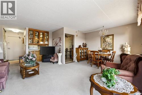521 4045 Rae Street, Regina, SK - Indoor Photo Showing Living Room