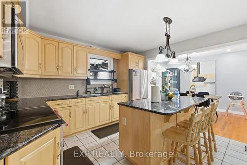 364 Roselawn Place, Waterloo, ON - Indoor Photo Showing Kitchen