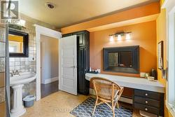 Large Bathroom with Vanity! - 