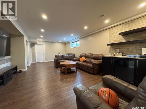 4301 Green Poplar Lane, Regina, SK - Indoor