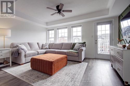 1036 Dragonfly Avenue, Pickering, ON - Indoor Photo Showing Living Room