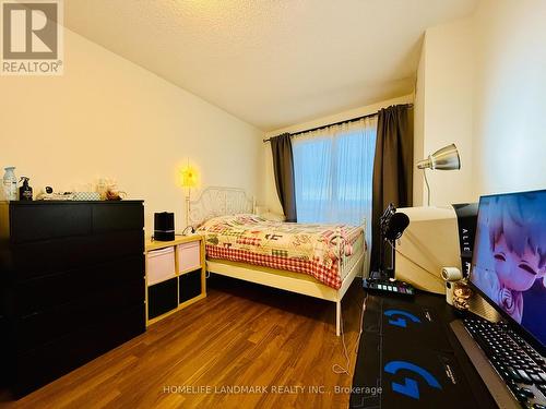 Lph1-15 - 7161 Yonge Street, Markham, ON - Indoor Photo Showing Bedroom