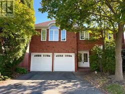 1369 MAPLERIDGE CRESCENT  Oakville, ON L6M 2G8