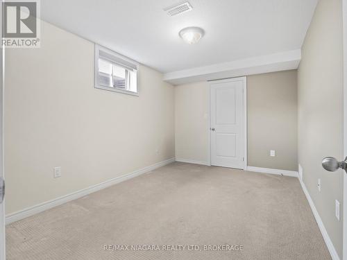 Basement Bedroom - 4 - 9440 Eagle Ridge Drive, Niagara Falls (Forestview), ON - Indoor Photo Showing Other Room