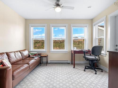 30 Elizabeth Avenue, Garlands Crossing, NS 