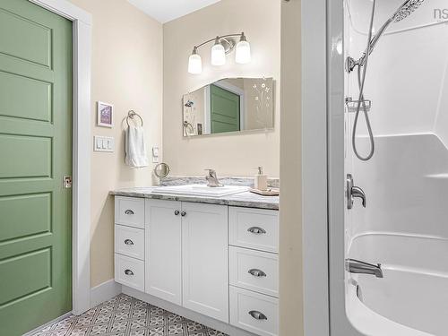 30 Elizabeth Avenue, Garlands Crossing, NS 