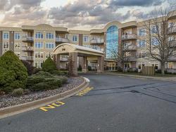 202 79 Bedros Lane  Halifax, NS B3M 4X5