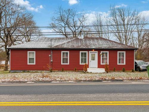 9773 Highway 8, Caledonia, NS 