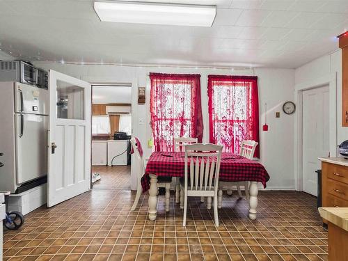 9773 Highway 8, Caledonia, NS 