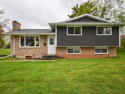 9 Windale Drive  Bible Hill, NS B2N 2X4