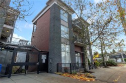 108-555 Franklyn St  Nanaimo, BC V9R 2X9