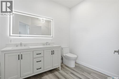 3130 Garnet Street, Regina, SK - Indoor Photo Showing Bathroom