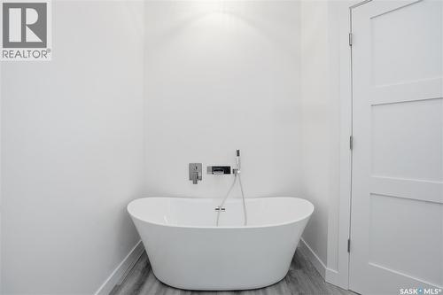 3130 Garnet Street, Regina, SK - Indoor Photo Showing Bathroom