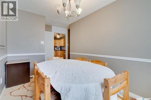 2 Deergrove Crescent, Regina, SK - Indoor
