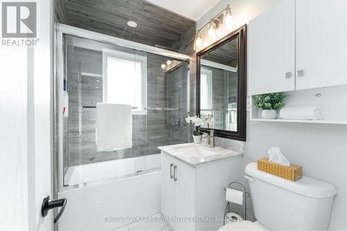 4-Pce Bath with Soaker Tub - 767 Phillip Murray Avenue, Oshawa, ON - Indoor Photo Showing Bathroom