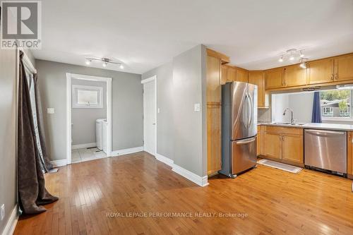 2045 Deerhurst Court, Ottawa, ON - Indoor Photo Showing Kitchen With Double Sink