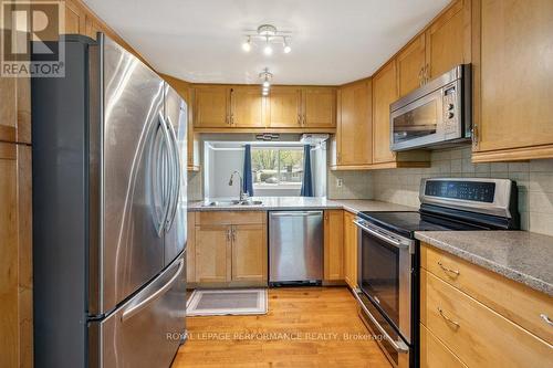 2045 Deerhurst Court, Ottawa, ON - Indoor Photo Showing Kitchen With Double Sink