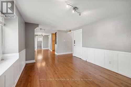 2045 Deerhurst Court, Ottawa, ON - Indoor