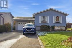 4 GLENFOREST ROAD  Brampton, ON L6S 1K5