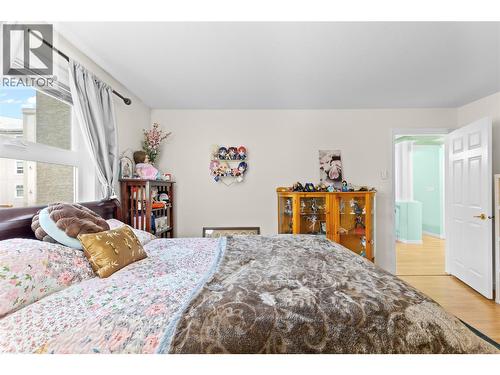 3300 Centennial Drive Unit# 204, Vernon, BC - Indoor Photo Showing Bedroom