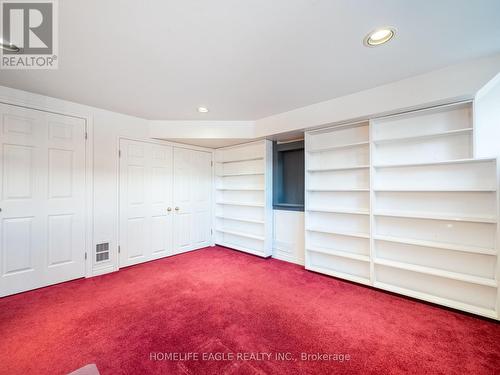 11 Knollside Drive, Richmond Hill, ON - Indoor Photo Showing Other Room