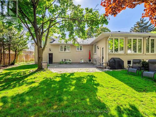11 Knollside Drive, Richmond Hill, ON - Outdoor