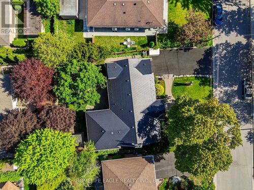 11 Knollside Drive, Richmond Hill, ON - Outdoor