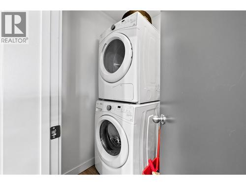2250 Majoros Road Unit# 303, West Kelowna, BC - Indoor Photo Showing Laundry Room