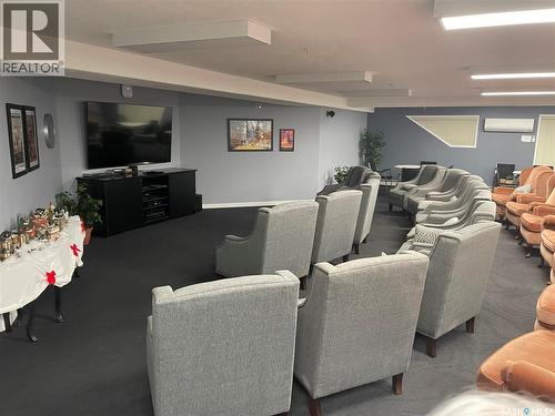 340 325 Keevil Crescent, Saskatoon, SK - Indoor