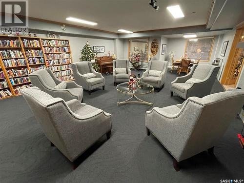 340 325 Keevil Crescent, Saskatoon, SK - Indoor