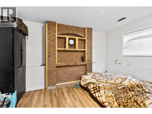 545 Primrose Road, Kelowna, BC - Indoor Photo Showing Bedroom