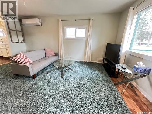 408 Maple Street, Maple Creek, SK - Indoor