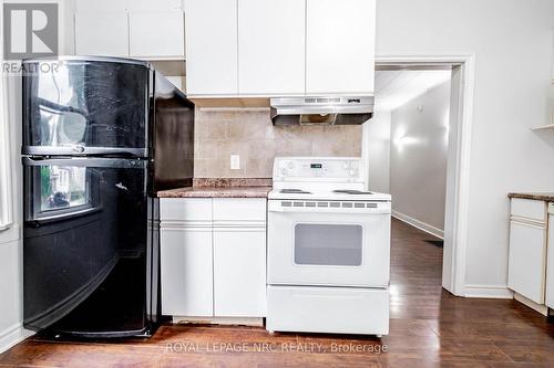 1 - 53 Wellington Street, St. Catharines (Downtown), ON - Indoor Photo Showing Kitchen