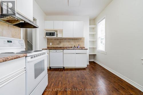 1 - 53 Wellington Street, St. Catharines (Downtown), ON - Indoor Photo Showing Kitchen