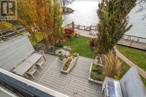 5 Eleventh Street, Toronto, ON - Outdoor