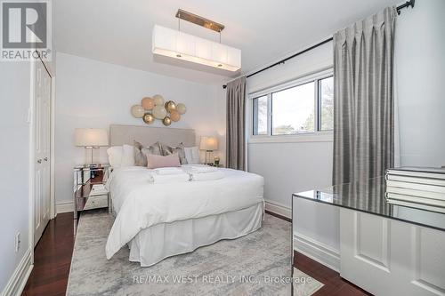 5 Eleventh Street, Toronto, ON - Indoor Photo Showing Bedroom