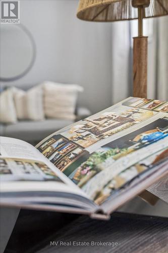 115 Harper Crescent, Centre Wellington (Fergus), ON - Indoor Photo Showing Bedroom