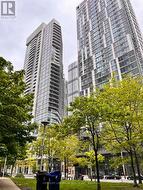 703 - 65 MUTUAL STREET  Toronto, ON M5B 0E5
