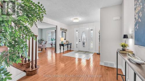 924 Farnham Road, London South (South M), ON - Indoor Photo Showing Other Room