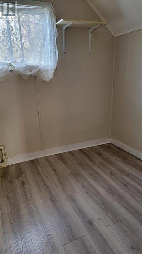 52 Edinburgh St, Sault Ste. Marie, ON - Indoor