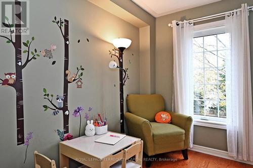 20 - 38 Hunt Avenue, Richmond Hill, ON - Indoor