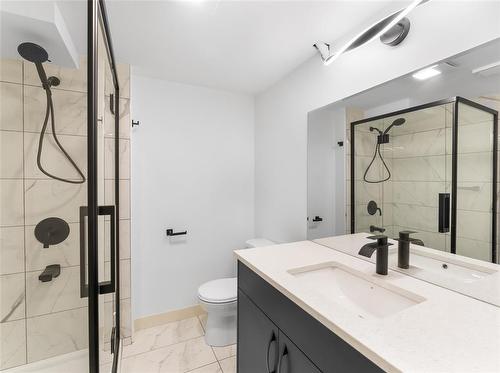 1241 Church Avenue, Winnipeg, MB - Indoor Photo Showing Bathroom