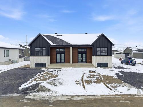 960 Rue du Campanile  Drummondville, QC J2B 8W7