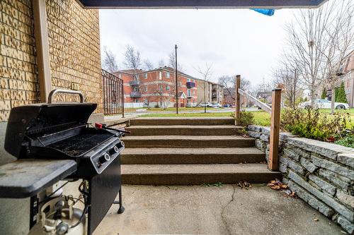 Balcon - 8 Rue Desrochers, Delson, QC - Outdoor With Exterior