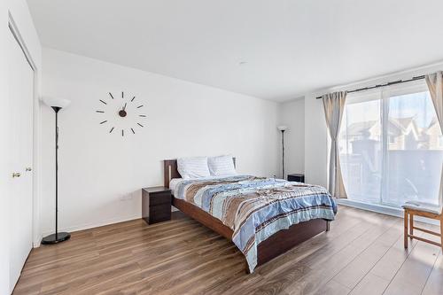 Bedroom - 209-5200 Boul. Des Sources, Montréal (Pierrefonds-Roxboro), QC - Indoor Photo Showing Bedroom