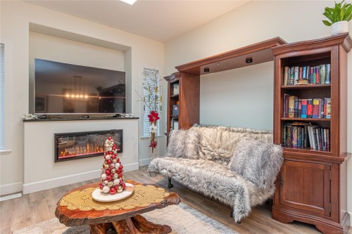 6153 Garside Rd, Nanaimo, BC 