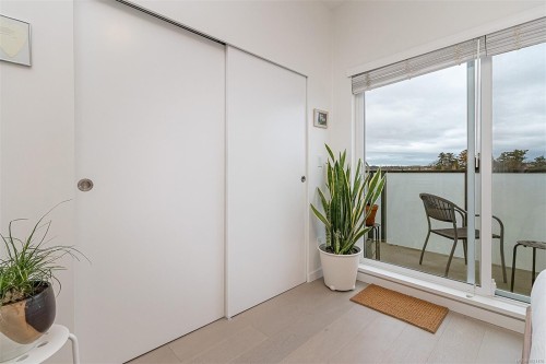 106-770 Central Spur Rd, Victoria, BC 