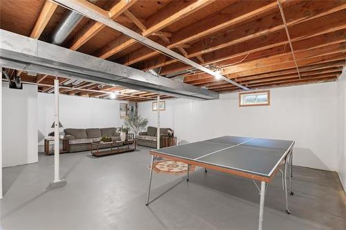 144 Meadow Gate Dr, Winnipeg, MB 