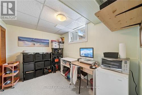 31 Raleigh Street, Hamilton, ON - Indoor