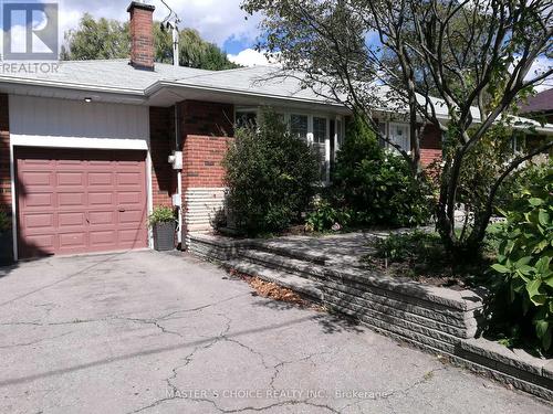 Basement - 906 Walnut Street W, Whitby, ON - Outdoor